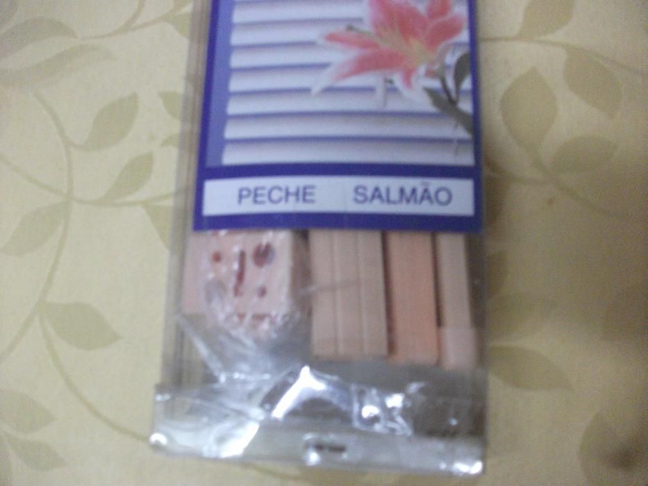 Estore 40/60 beje novo