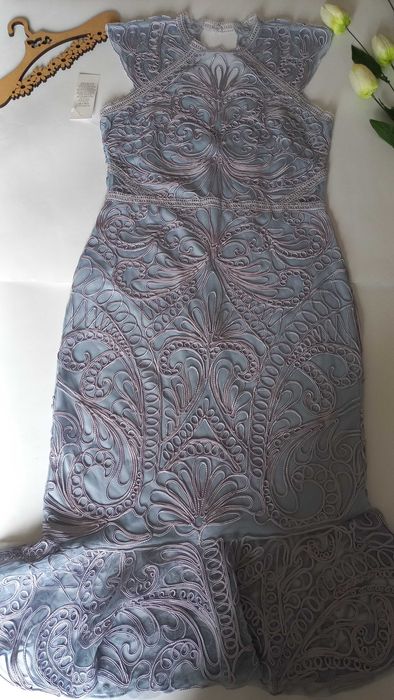 Вечірня мереживна сукня 46 розмір міді нова