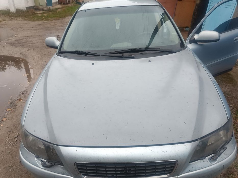 Продам Volvo S60 2.4