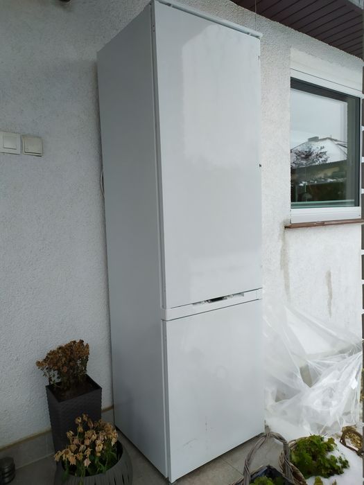 Chłodziarko-zamrażarka Electrolux pod zabudowę