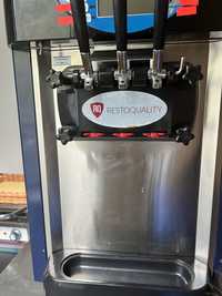 Maszyna do lodów włoskich z podestem