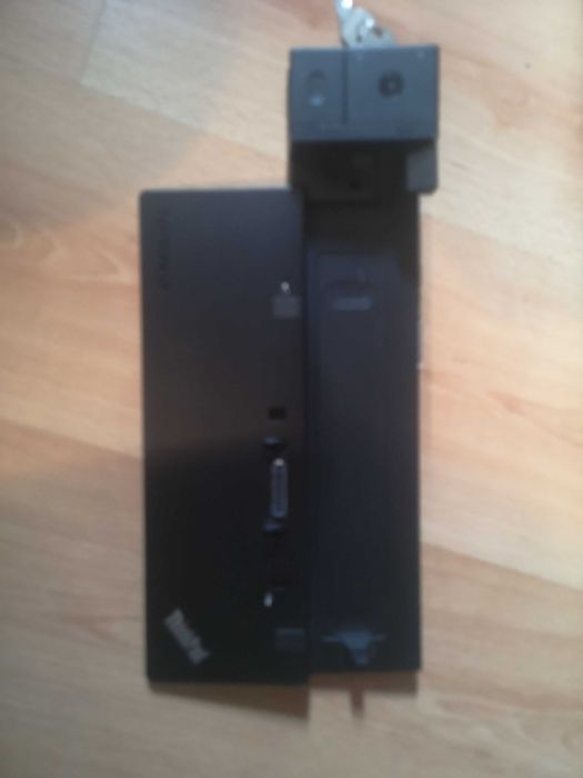 Lenovo Docking station Pro Dock, Modelo 40A1 com Chave