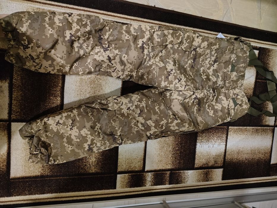 Піксельні теплі штани 52/4