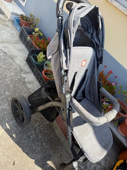 Carrinho bebê - Lionelo