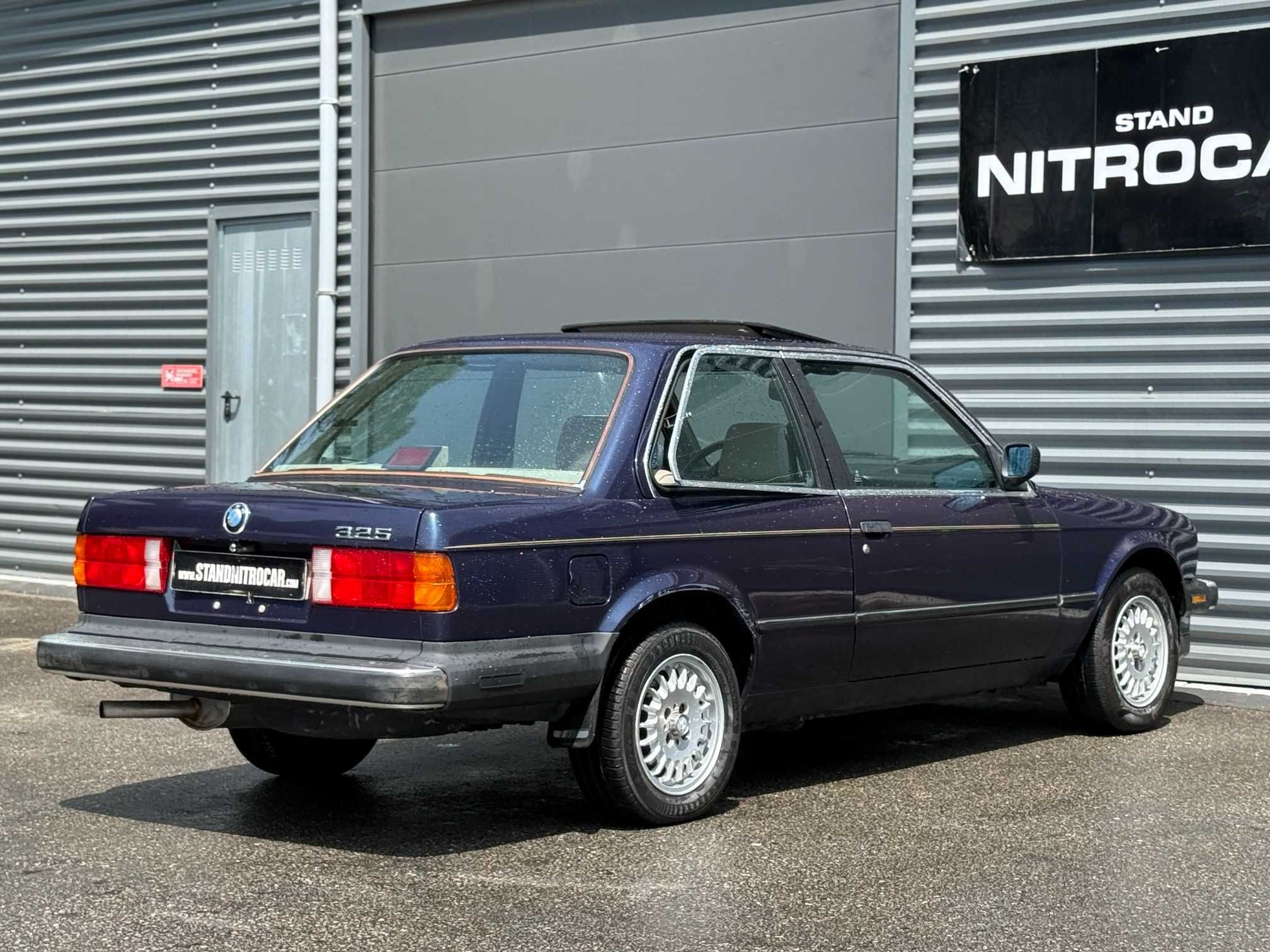 BMW SERIE 3 E30 325I COUPE CAIXA AUTOMÁTICA VERSÃO AMERICANA