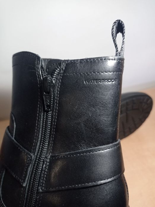 Жіночі ботильйони ЕССО Metropole Zurich Waterproof 35р.