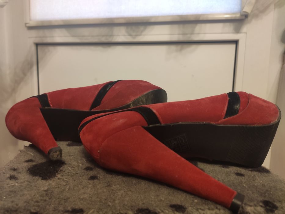 Bordowe czułenka na wysokim obcasie 35