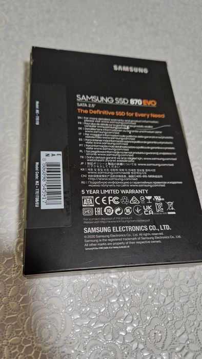 Sprzedam nowy dysk Samsung 870 EVO SSD 1TB - oryginalnie zapakowany.