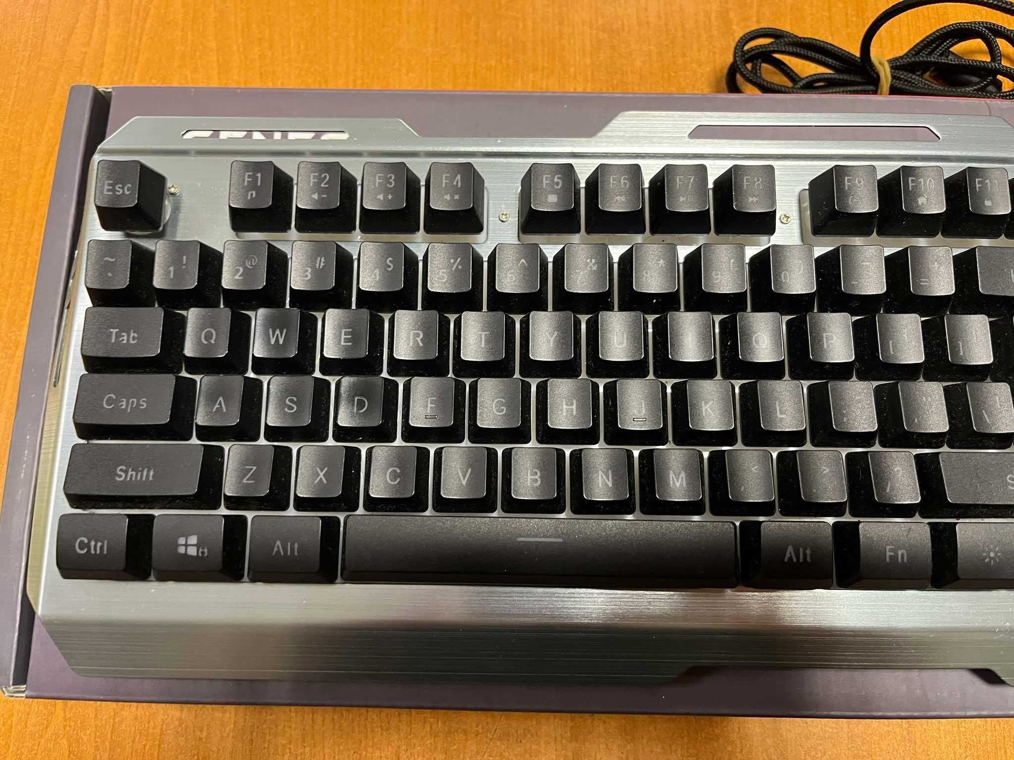 Klawiatura Genesis Rhod 420 USB RGB Podświetlanie