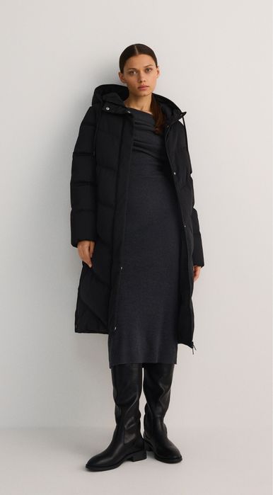 Czarna długa pikowana kurtka zimowa Reserved XS