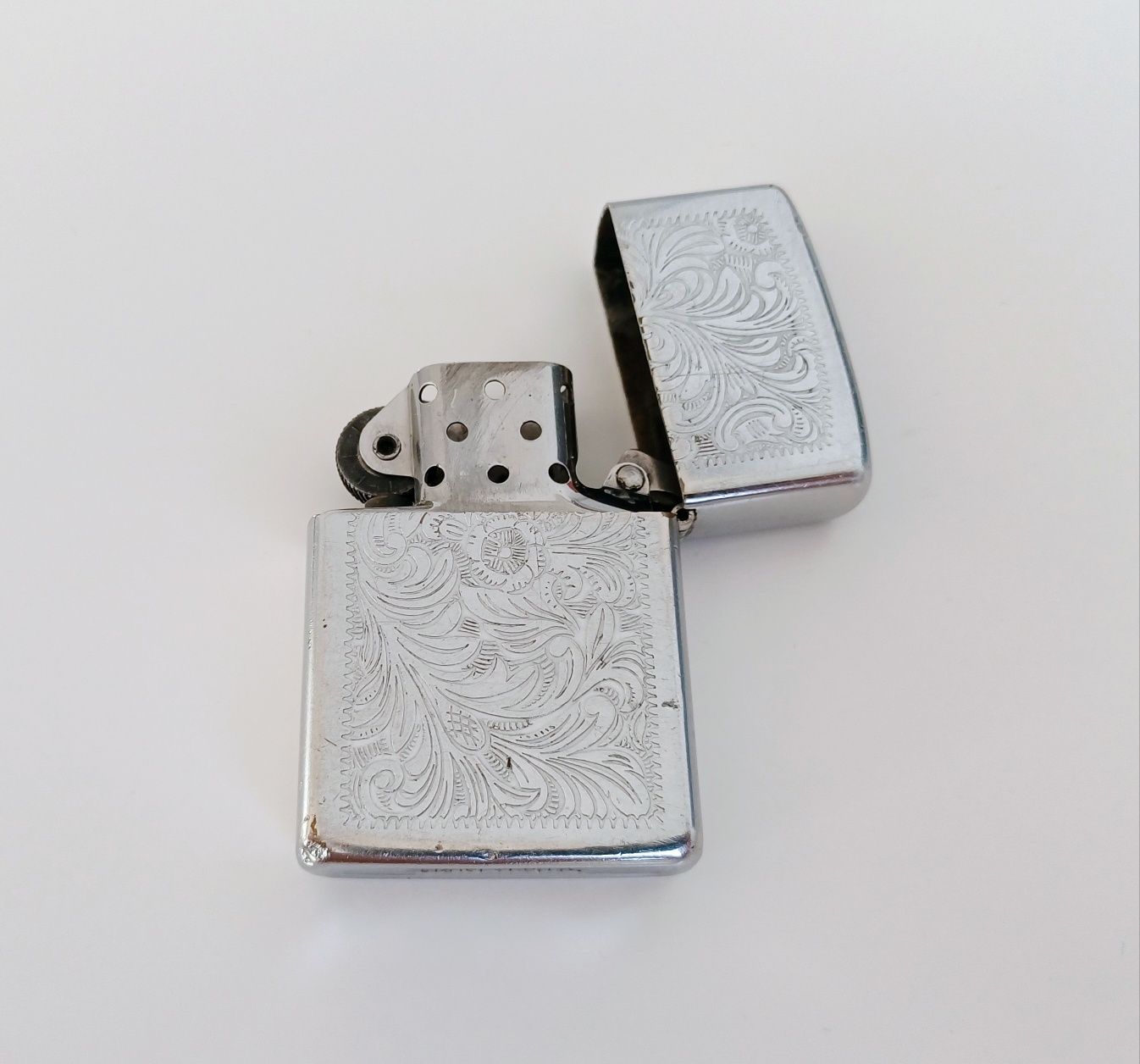 Stara zapalniczka Zippo Venetian z 1988 roku