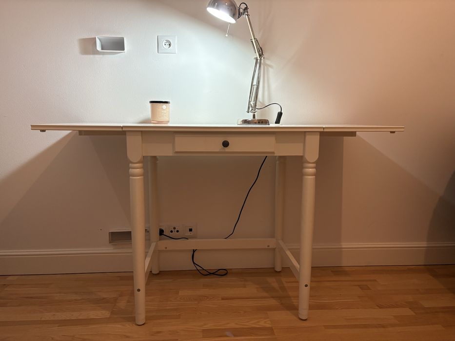 Biurko rozkladane z szufladą Ikea