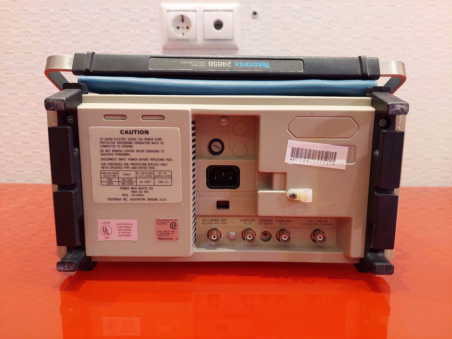 Осцилограф TEKTRONIX 2465B