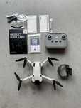 Dron DJI MINI 4 Pro RC1