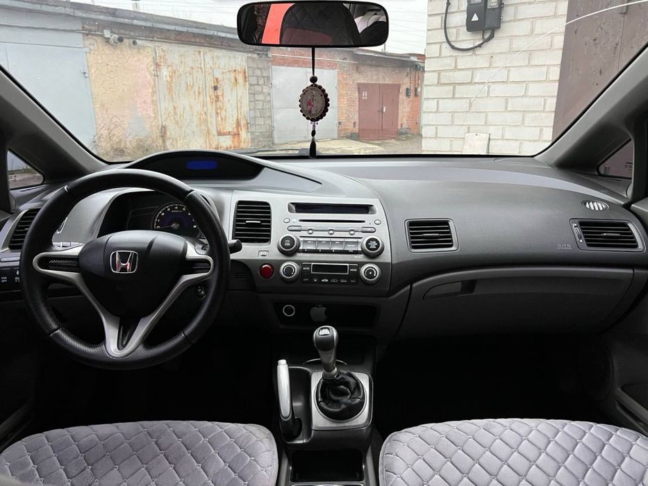 Продам Honda Civic 4d