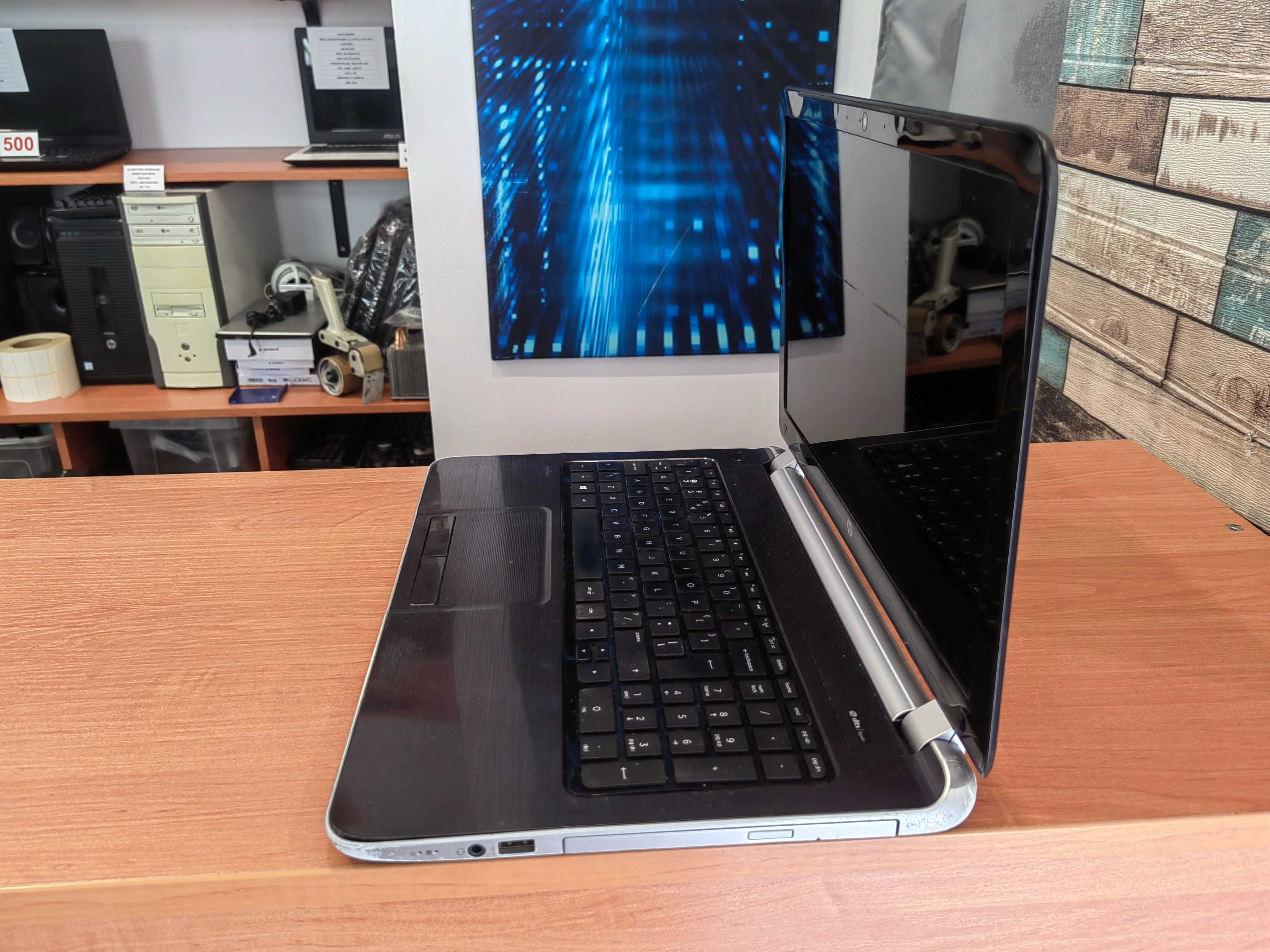 HP 15 AMD A10 256SSD Windows 11