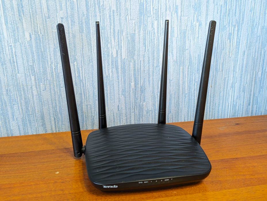 потужний WI-Fi-роутер Tenda AC5 v1, Wi-Fi 5, дводіапазонний 2.4 + 5GHz