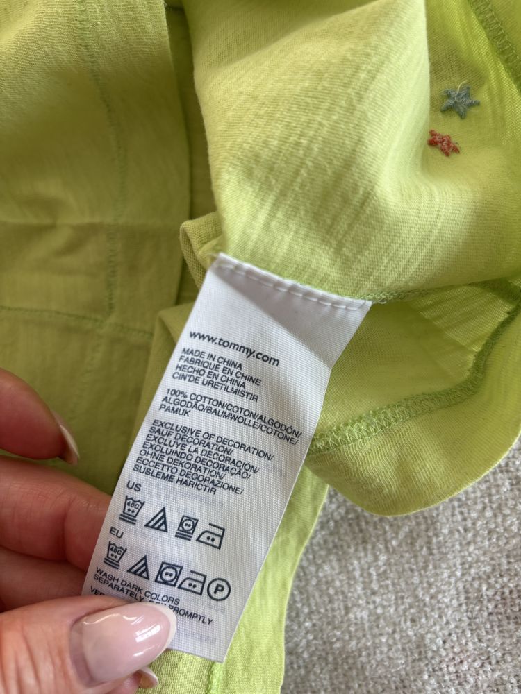 Cytryniwa koszulka w serek damska tommy hilfiger