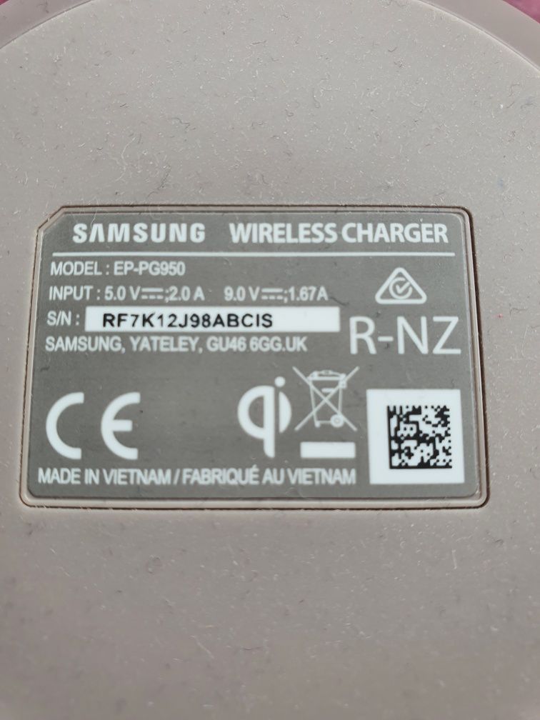 Tanio.Samsung Ładowarka indukcyjna Fast Charge PG-950