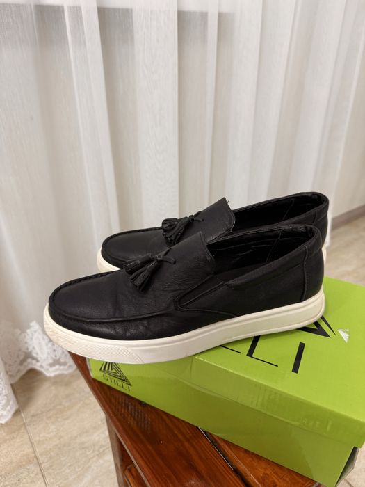 Чоловічі мокасини