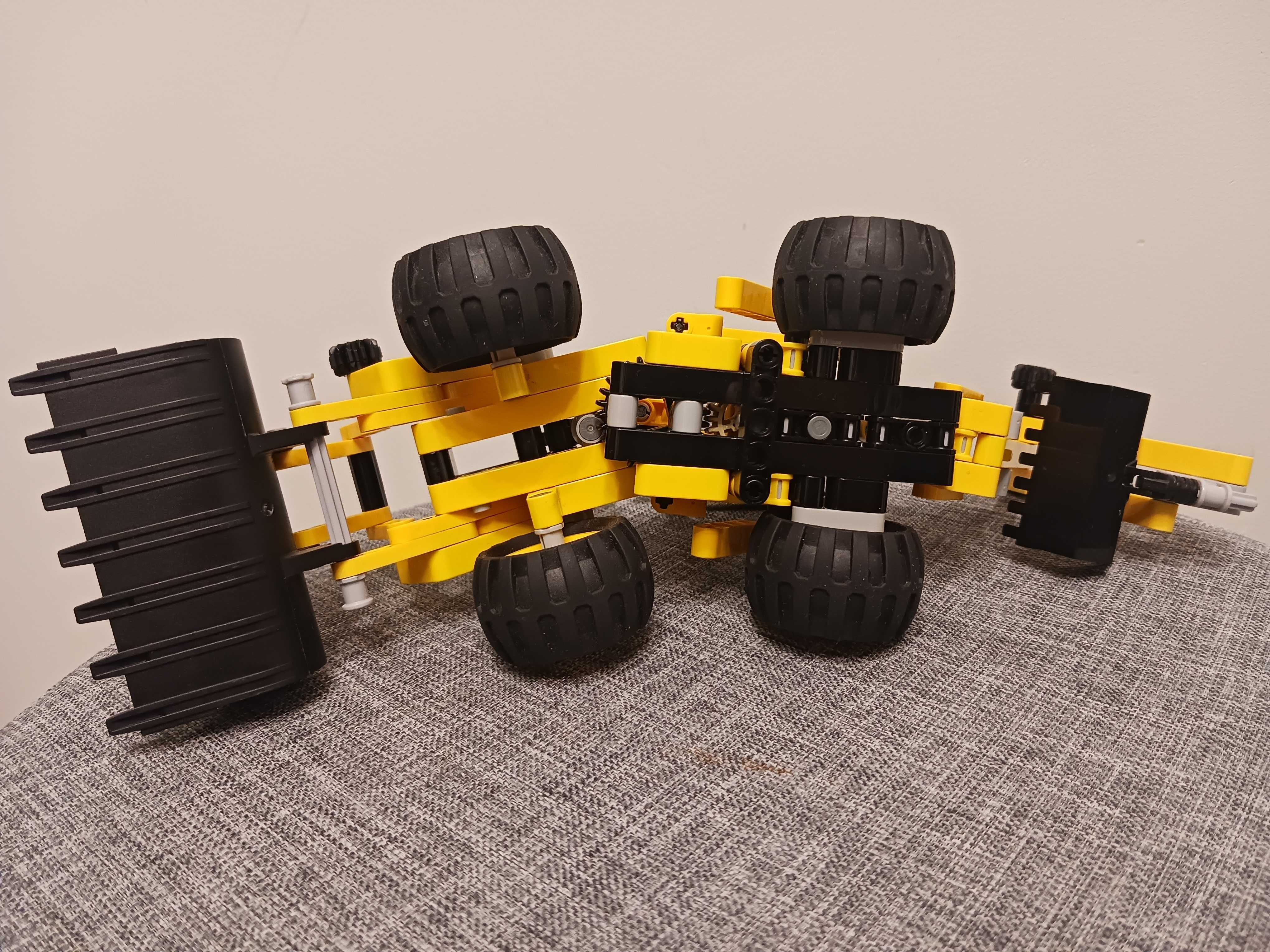 LEGO TECHNIC 42004 - Koparko-ładowarka, jak nowy - klocki lego