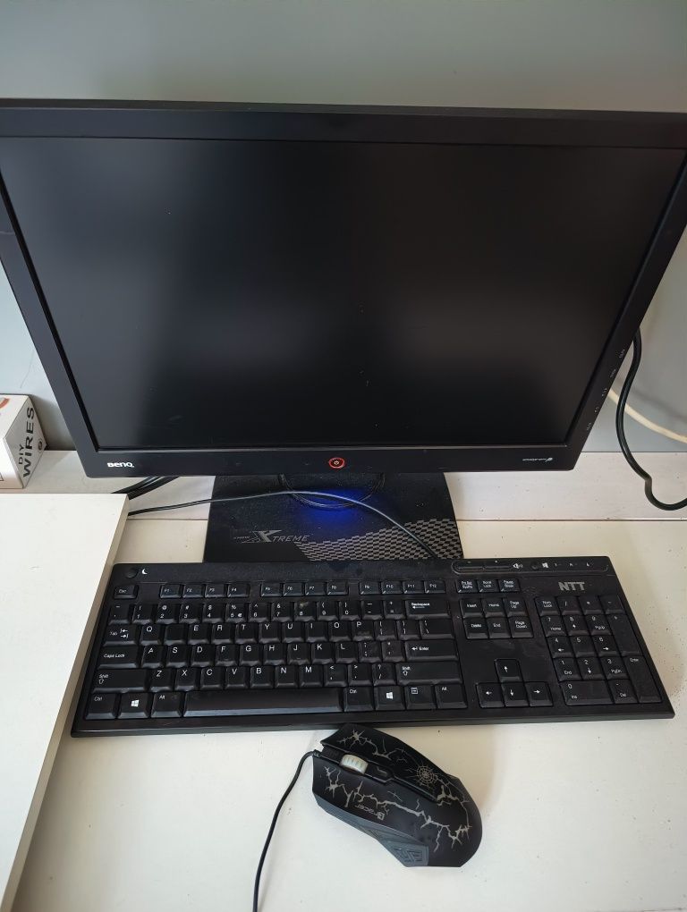 Zestaw Komputer stacjonarny Dell do biura, domu, garażu + monitor