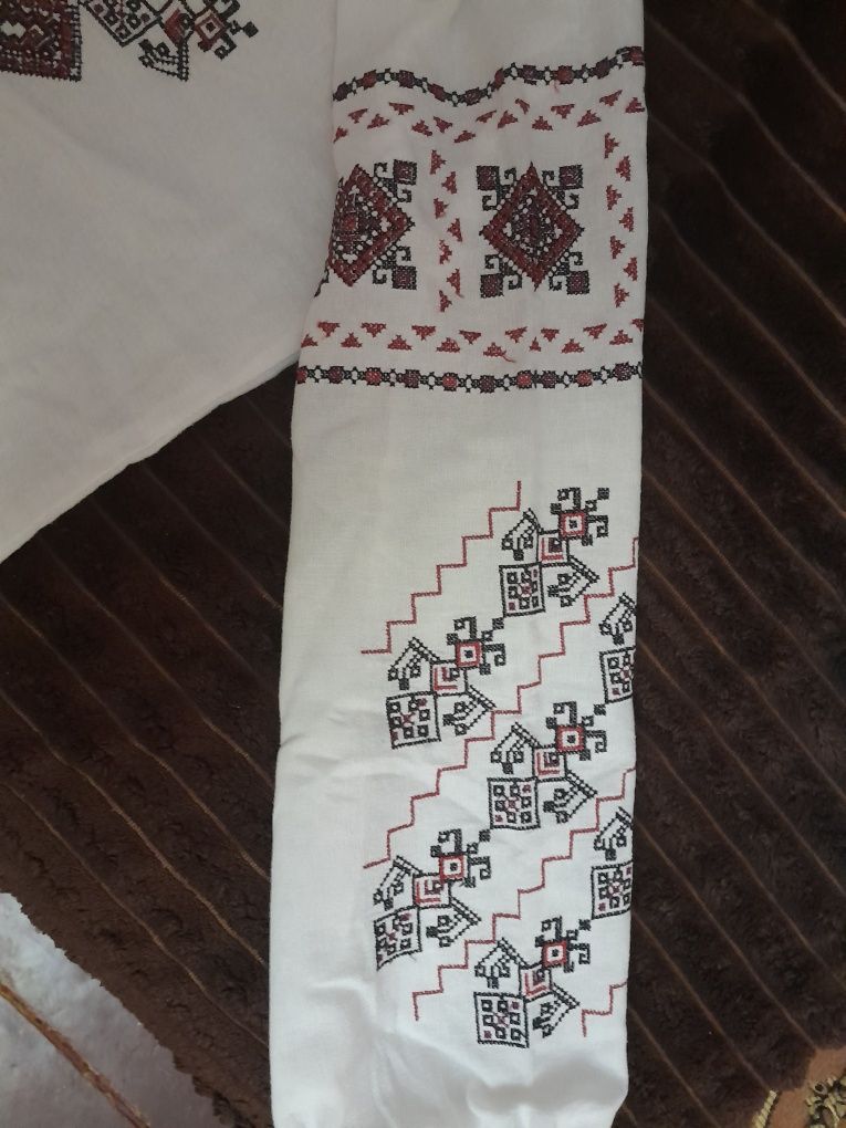 Вишиванка для принцеси