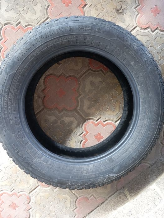 225/60/17 nokian зимняя