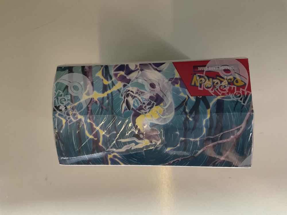 Booster Box Pokemon Scarlet & Violet Nova e Selada