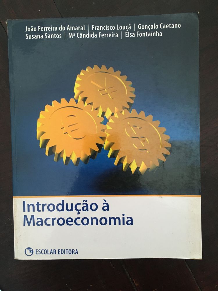 Introdução à macroeconomia - Francisco Louçã e outros