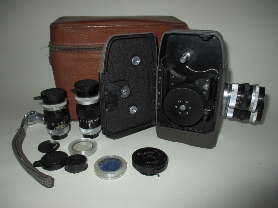 Câmara de filmar Canon Cine 8 T vintage 4 objectivas 1956