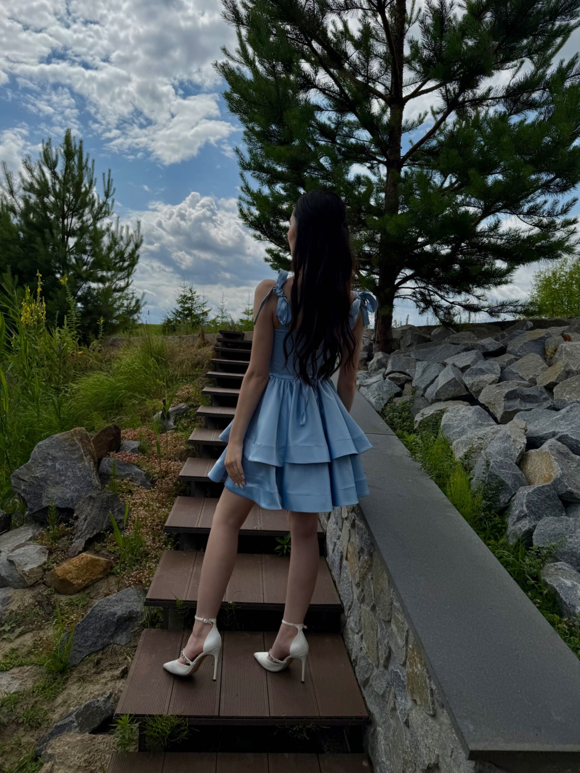 Блакитна корсетна сукня