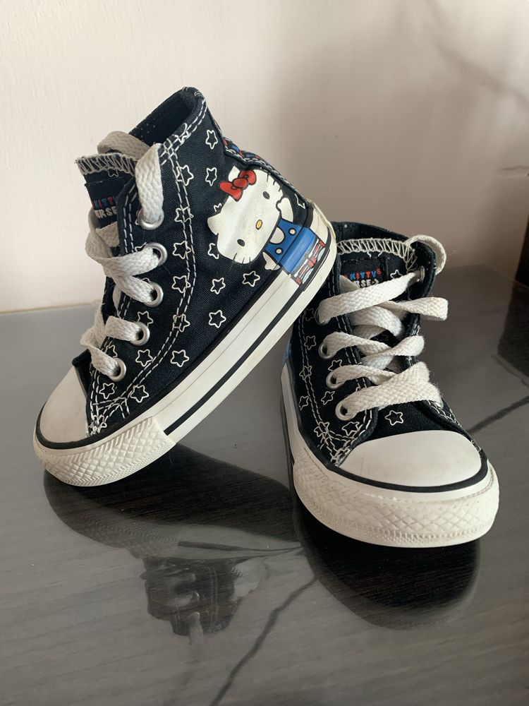 Р. 20 Босоніжки/сандалі шкіряні, тачочки Ельза, кеди Converse 12,5 см