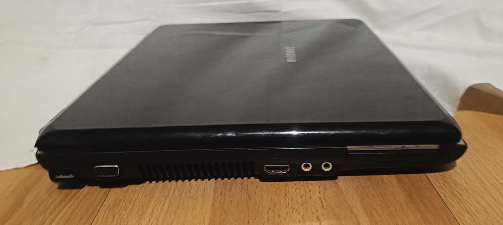 Laptop Samsung Retro