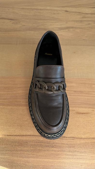 Sapatos mocassins de senhora castanhos da Bata - como novos