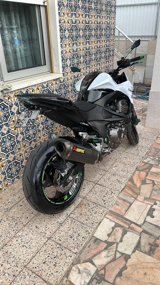 Vendo Kawasaki Z800