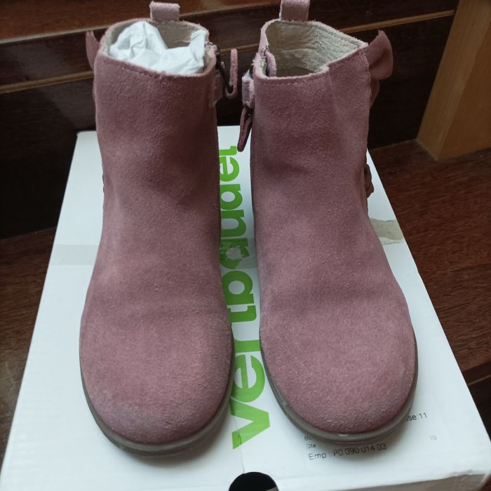 Botas em nobuck, cor rosa de menina