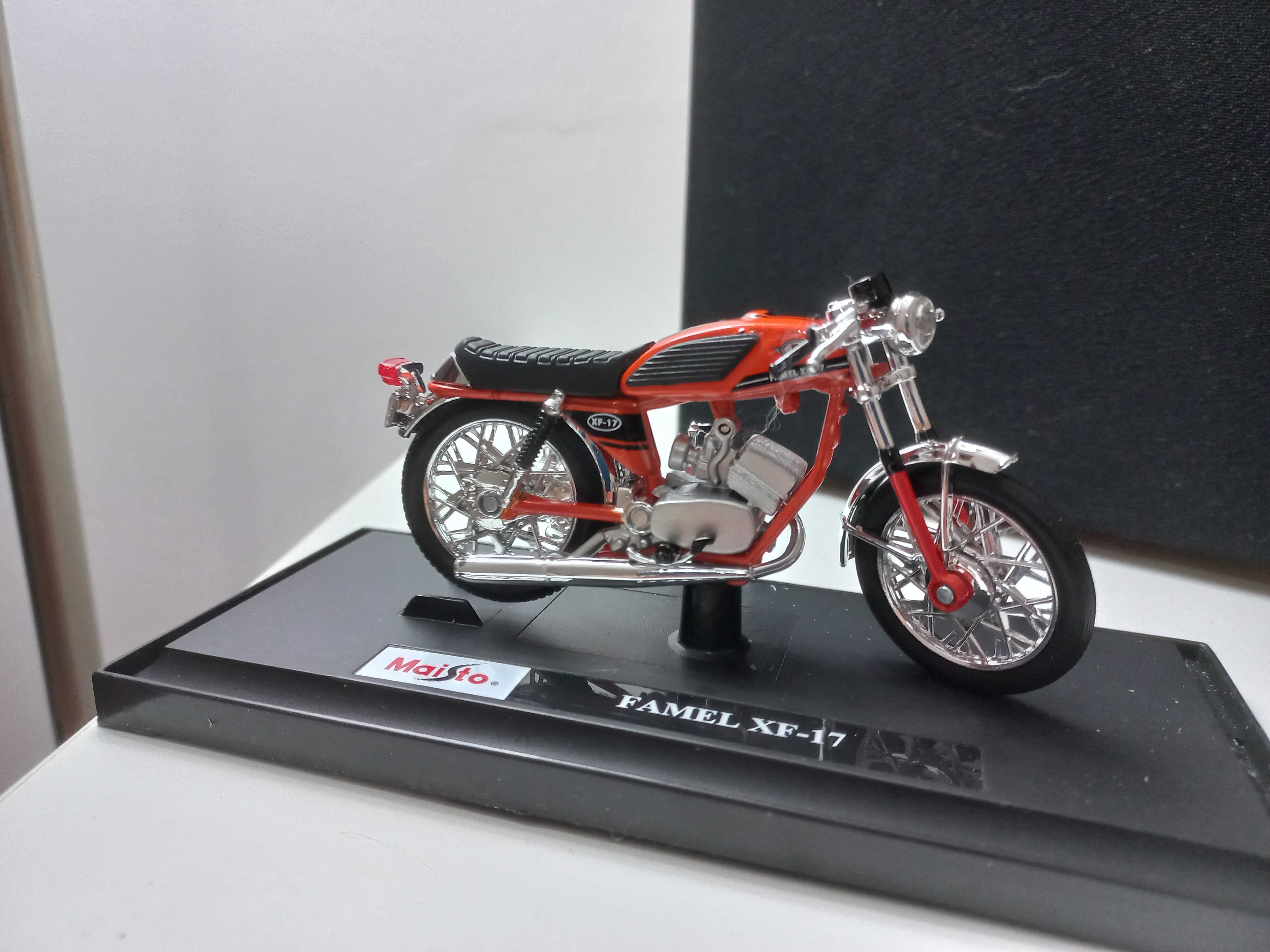 Miniatura xf 17 escala 1/18
