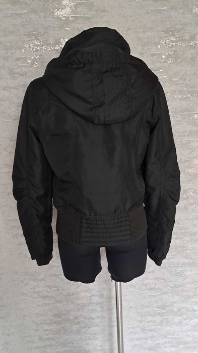 Czarna kurtka przejściowa M Vero Moda