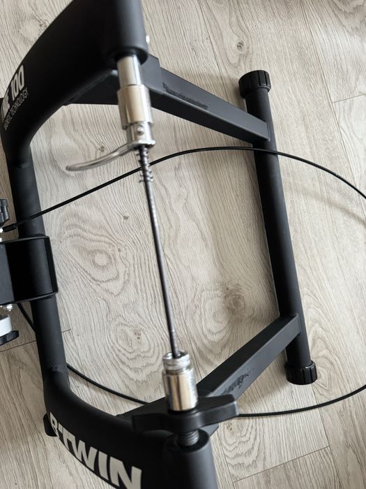 Trenażer rowerowy BTWIN IN’RIDE 100