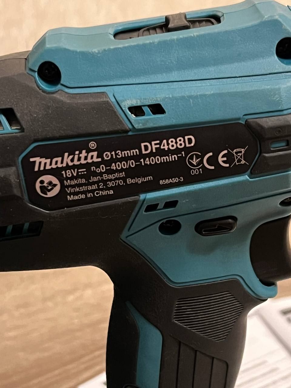 Makita DF488DWAE шуруповерт