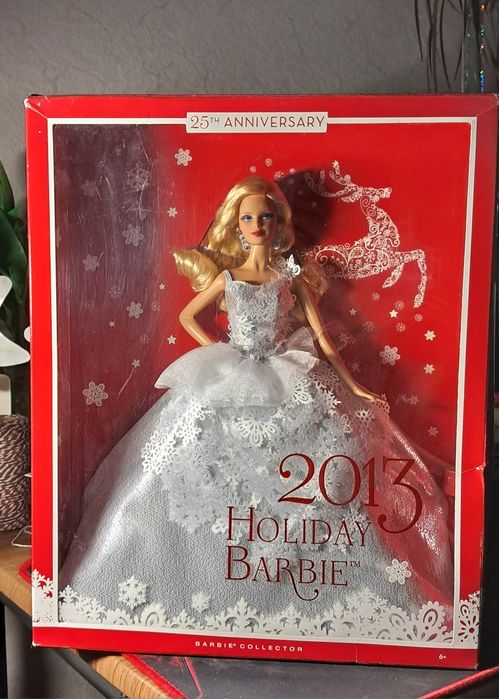 Колекційні Holiday Barbie 2013 та 2020