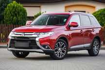 Mitsubishi Outlander 2.2 DiD 150 KM * Bezwypadkowy * Full Opcja * Kamera * Automat * 4x4
