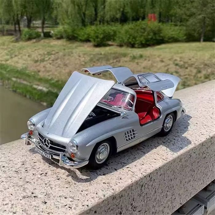 Mercedes-Bens 300SL - легенда, Метал,  1:32 Модель Авто, Нова