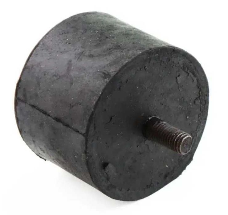 Опора двигуна Нива подушки двигателя  ВАЗ 2121 новые 1шт