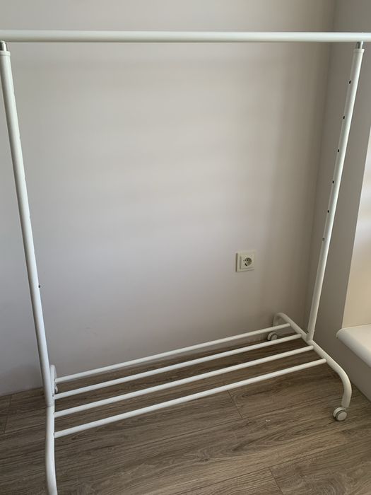 Ікеа вішалка для одягу