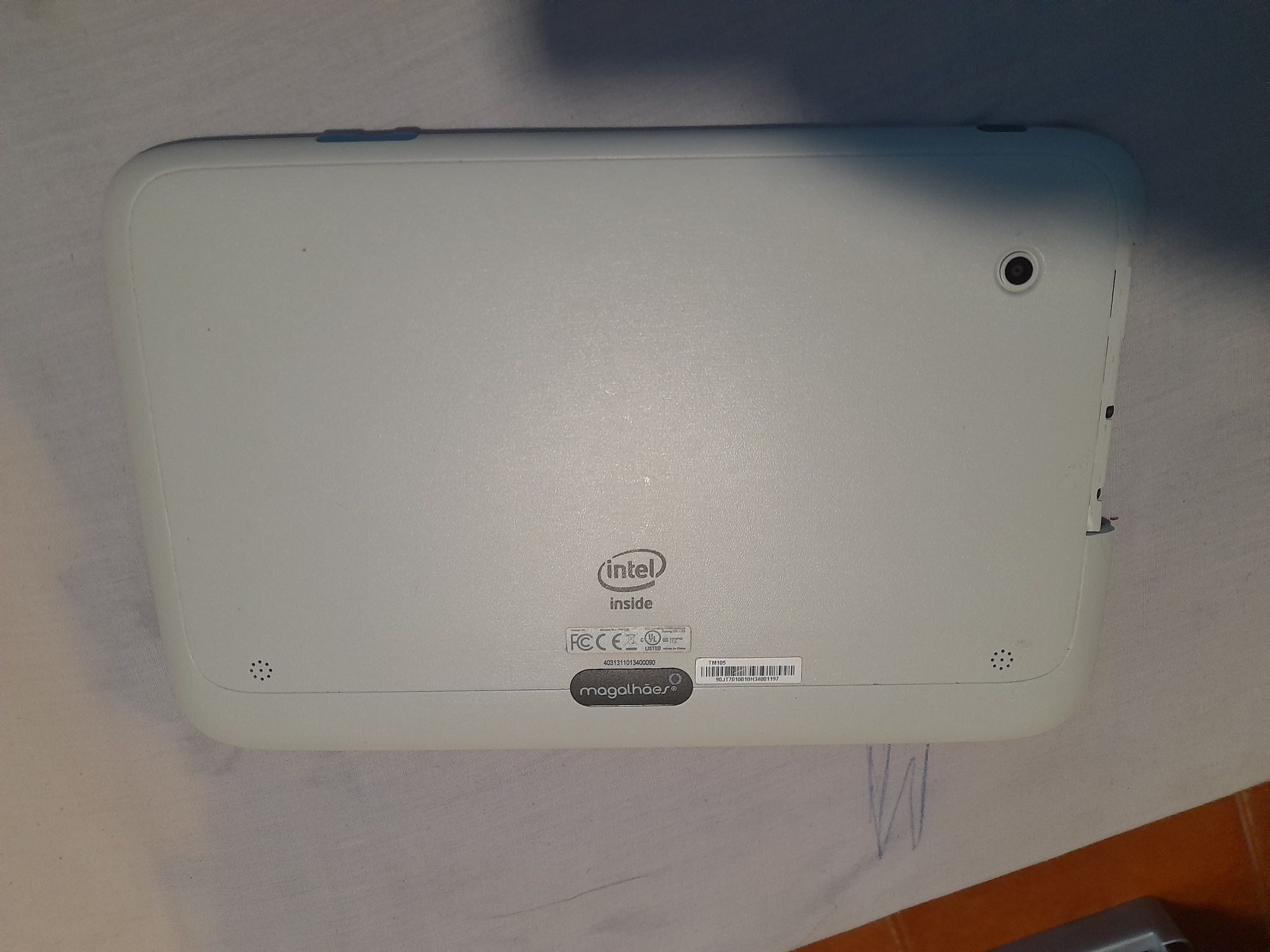 Tablet Magalhães c/  carregador incluindo