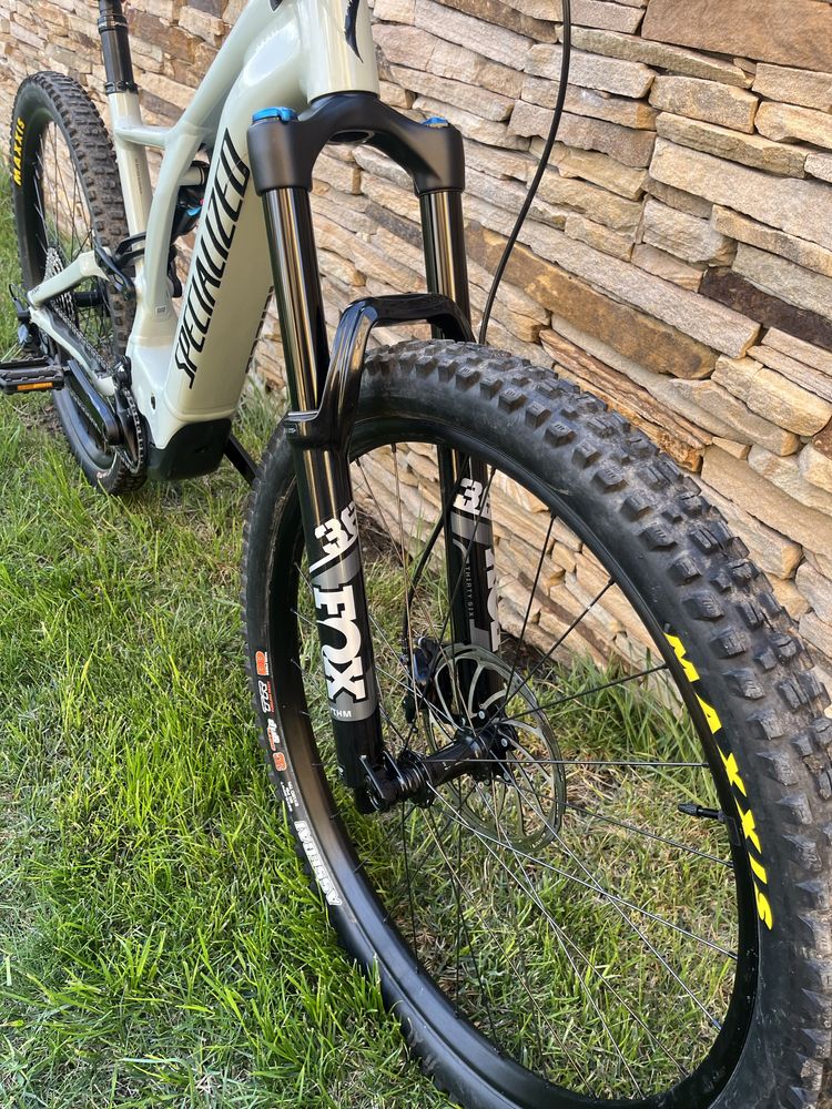 Електровелосипед Specialized Turbo Levo 29, двухпідвіс