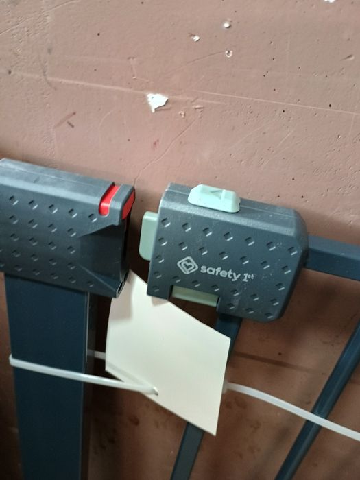 Bramka rozporowa bramka zabezpieczająca