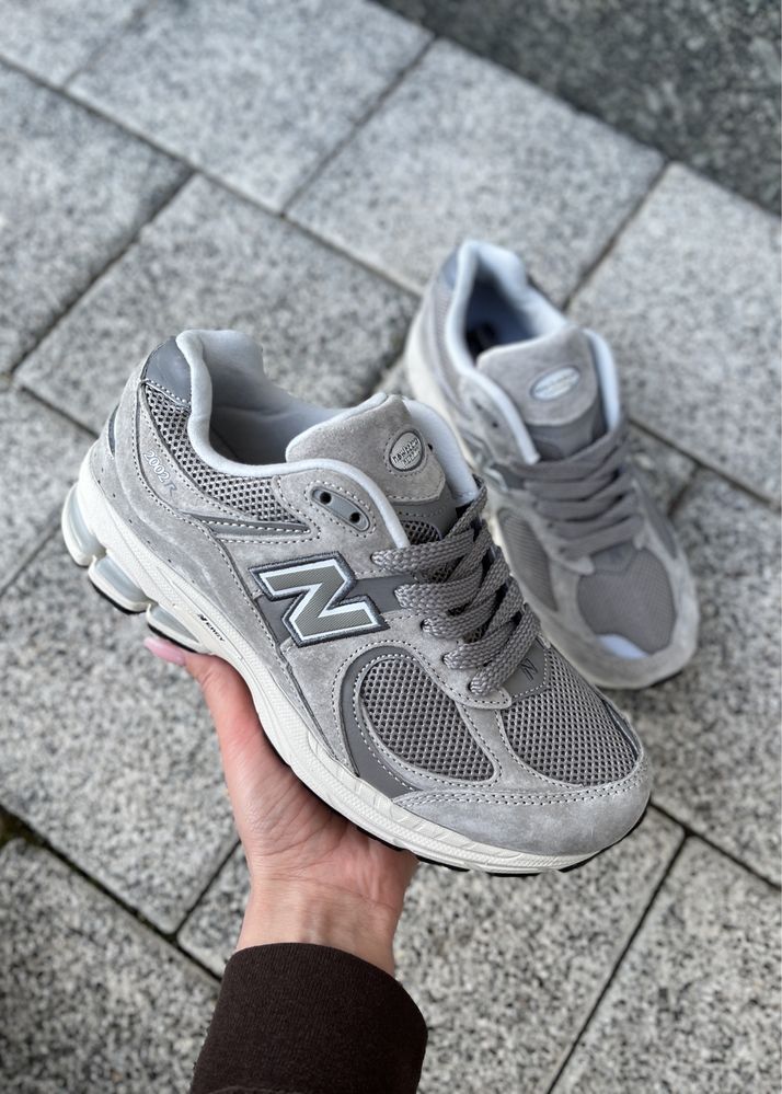 New Balance 2002R Light Grey